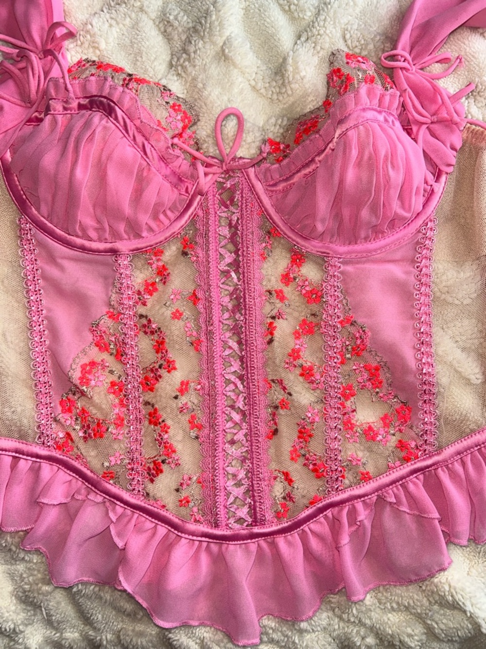 Pink Floral Lace Ruffled Bralette Top - Picture 5 of 17